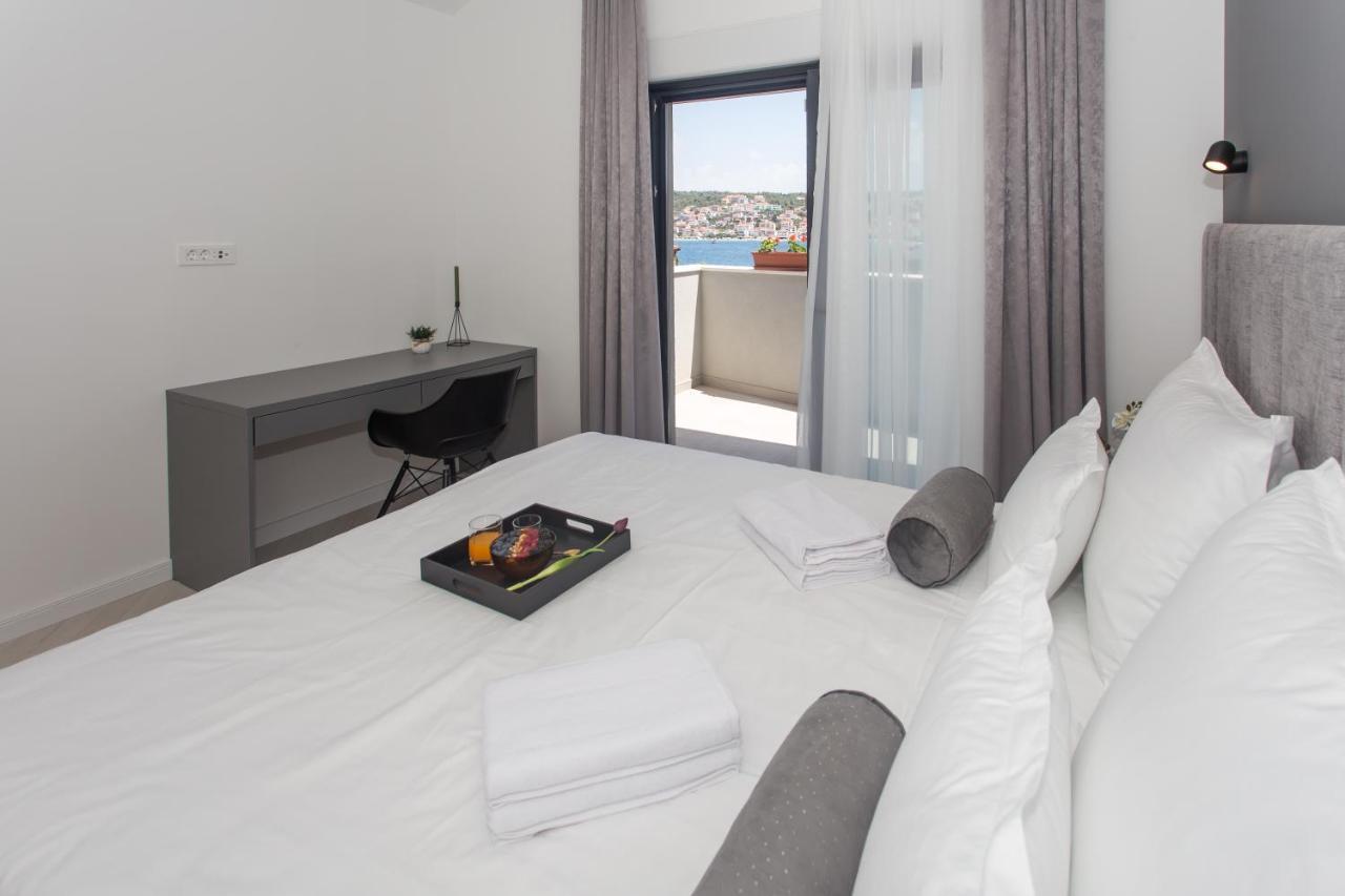 Beachfront House Olbia With Private Parking Trogir Kültér fotó