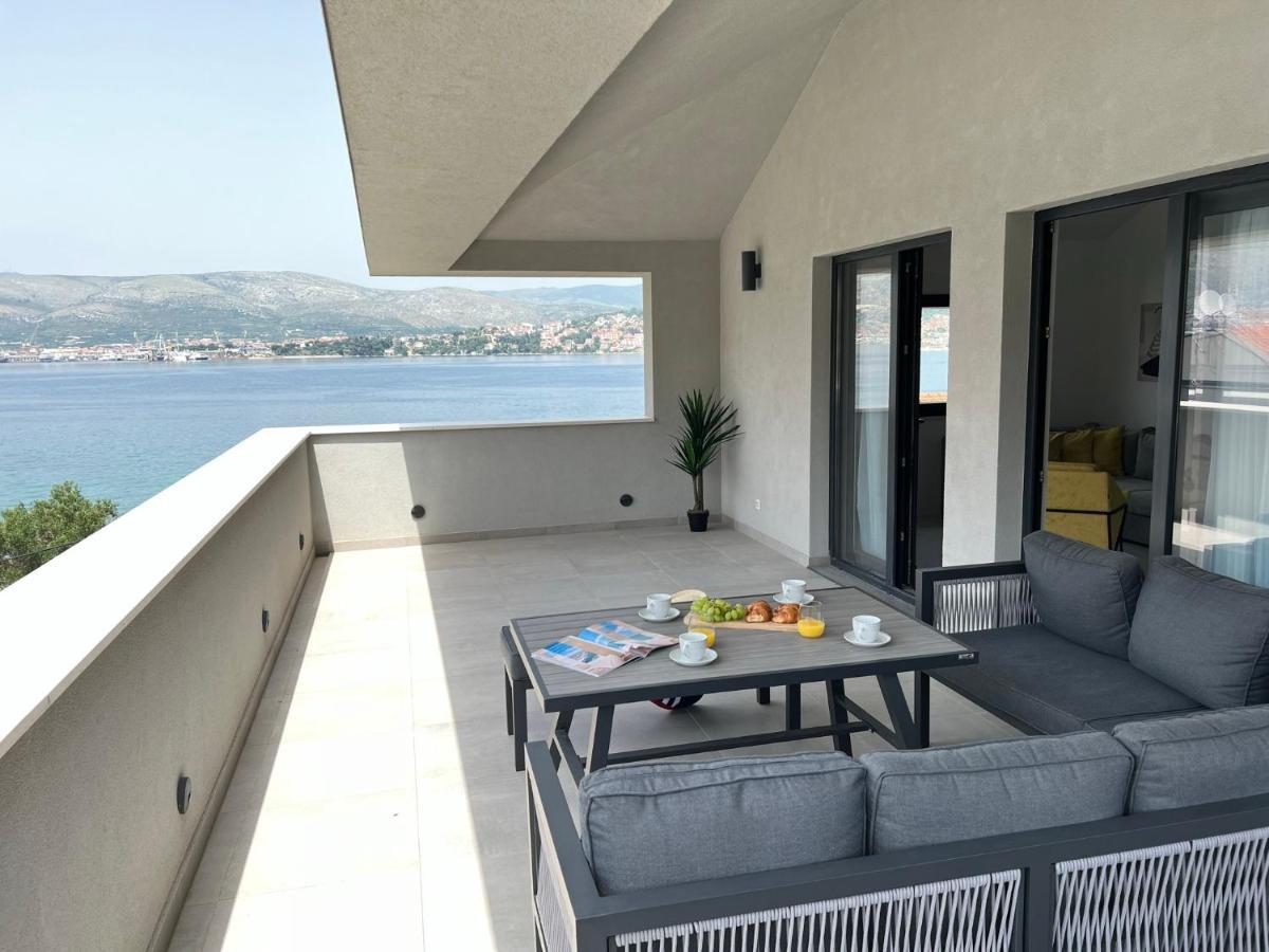 Beachfront House Olbia With Private Parking Trogir Kültér fotó