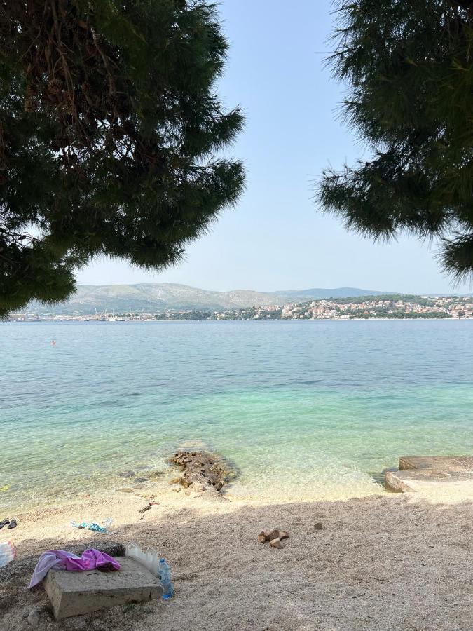 Beachfront House Olbia With Private Parking Trogir Kültér fotó